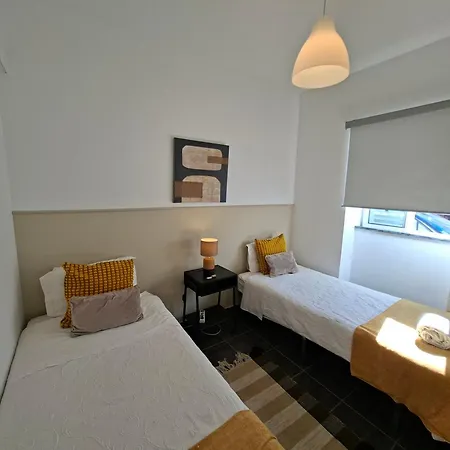 بيت ضيافة Sleep & Go Airport