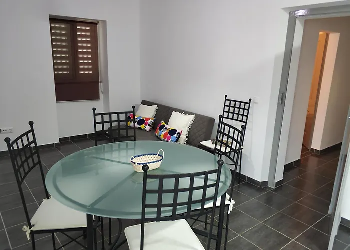 Sleep & Go Airport Pensionat 3*